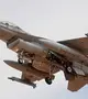 A román légierő F-16-os vadászpilótája semmisítette meg a behatoló drónt. AFP/NurPhoto/Urbanandsport
