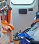 Lórúgás miatt riasztották a beregszászi mentőket Tiszacsomába, a sérültet kórházba vitték. Fotó: Beregszászi Mentőállomás