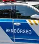 Menetrend szerinti autóbusz és személyautó ütközött Csetényben